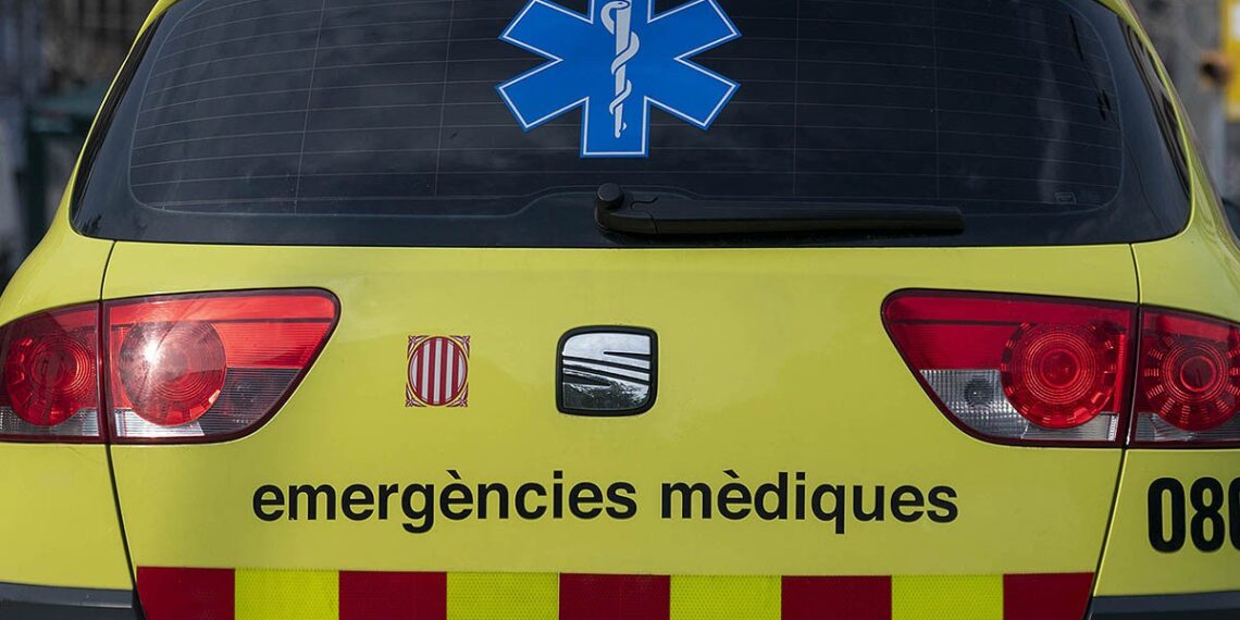 Dos muertos y una herida crítica por el choque frontal de dos turismos en Cardedeu