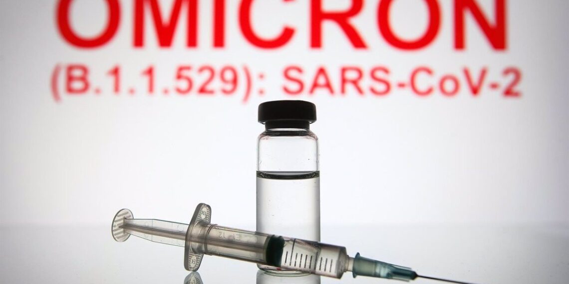 La OMS confirma que vacunados y recuperados de Covid se pueden contagiar por el ómicron