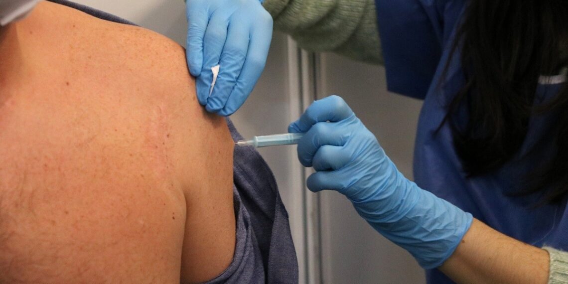 Las vacunas han evitado 10.000 muertes en Cataluña