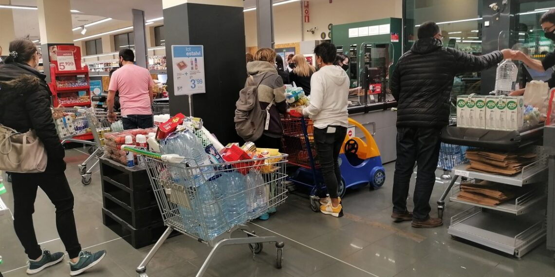 Los supermercados podrán limitar la cantidad de productos que se pueden comprar