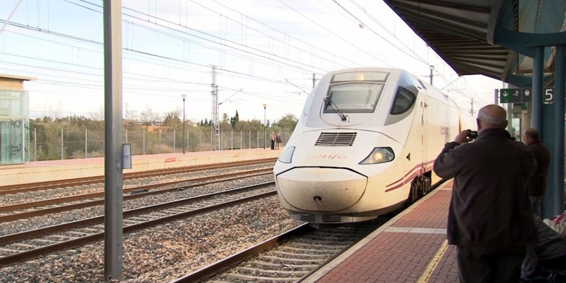 Restablecidos los trenes de AVE de Madrid a Barcelona