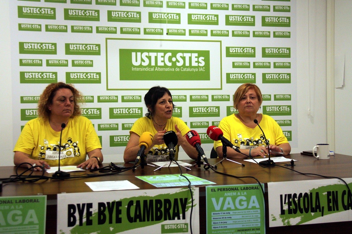 USTEC llama al personal laboral de los centros a sumarse a la huelga
